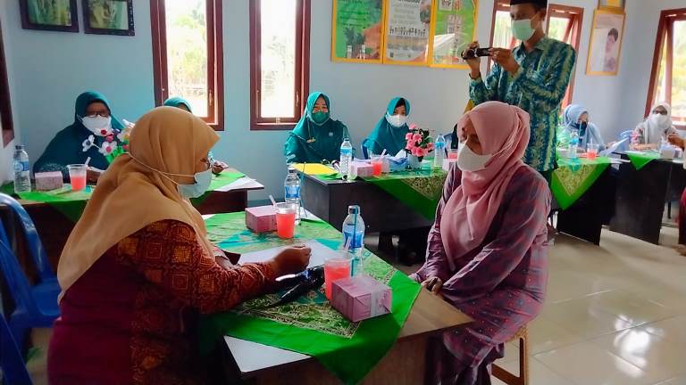 http://gaungriau.com/gambar/foto/2716629771.jpeg