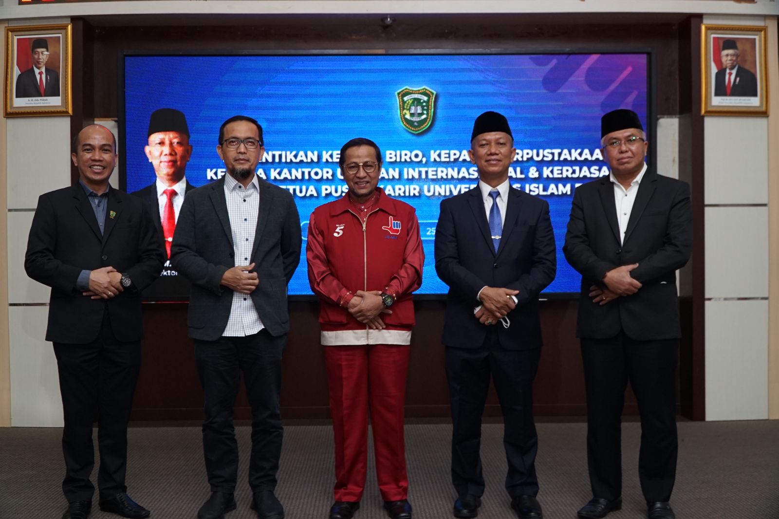 http://gaungriau.com/gambar/foto/3289284422.jpeg