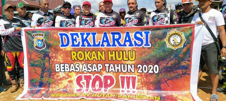 http://gaungriau.com/gambar/foto/5236145910.jpg