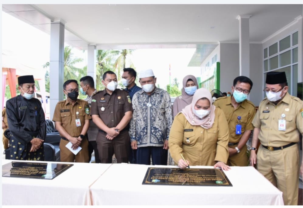 http://gaungriau.com/gambar/foto/5649810960.jpg