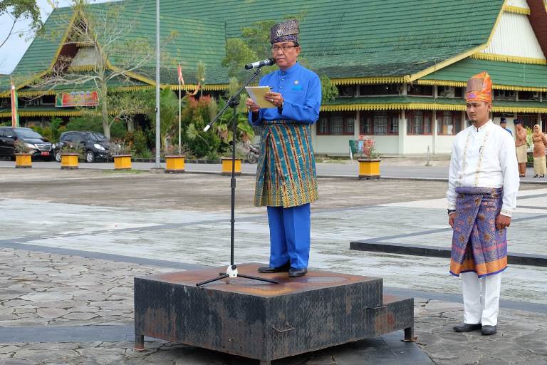http://gaungriau.com/gambar/foto/5660618003.jpg