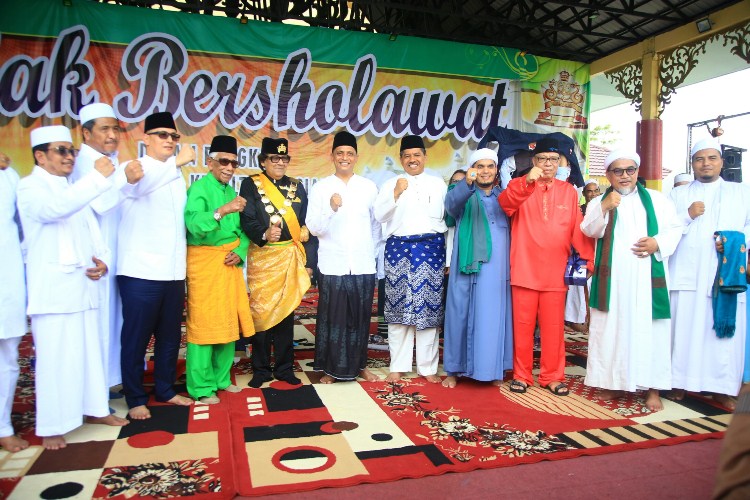 http://gaungriau.com/gambar/foto/6528689451.JPG