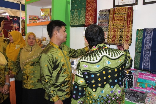 http://gaungriau.com/gambar/foto/8769964859.JPG