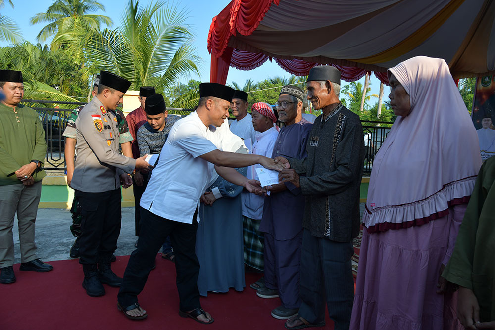 https://gaungriau.com/gambar/foto/2817484150.jpg