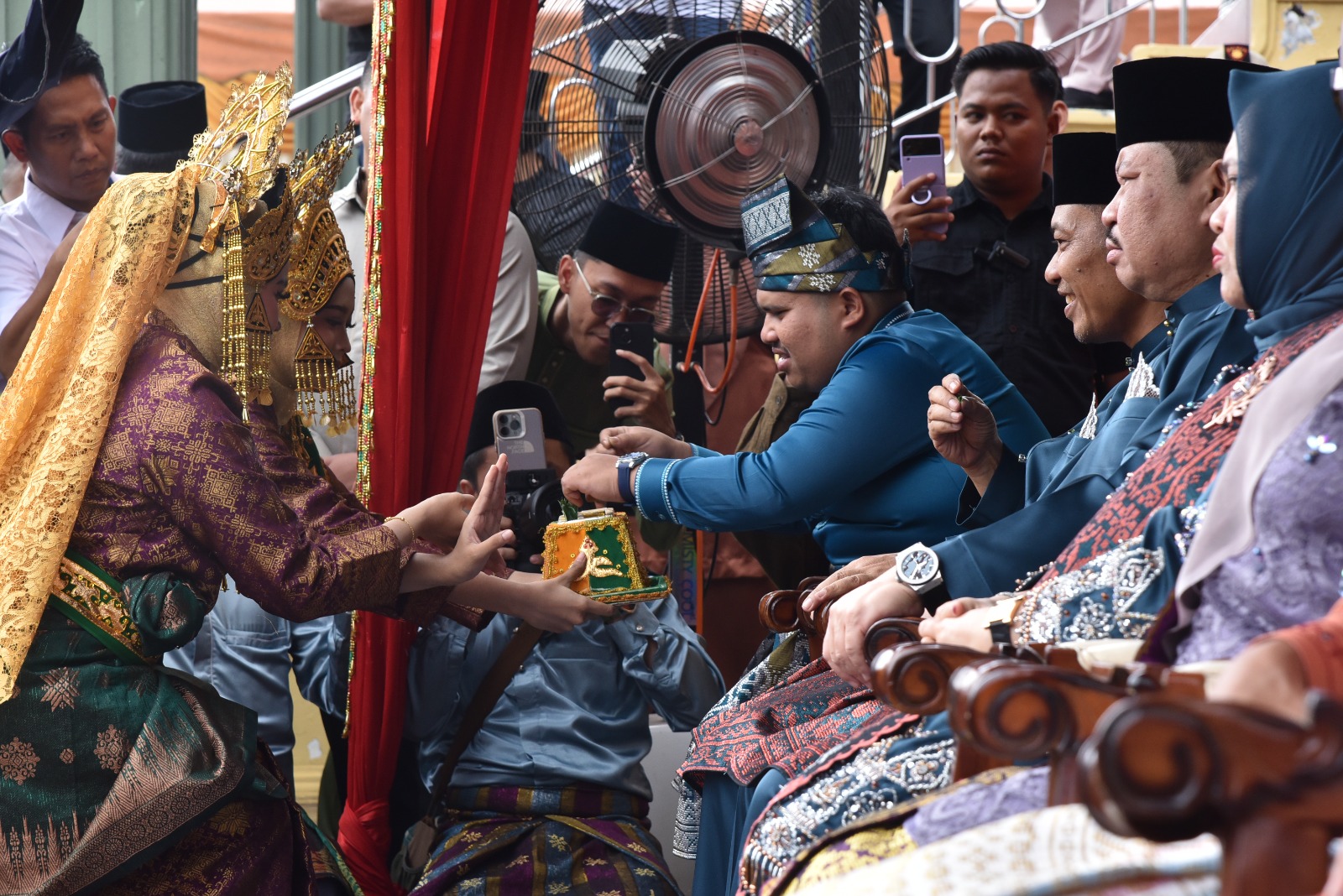 https://gaungriau.com/gambar/foto/876428904.jpg